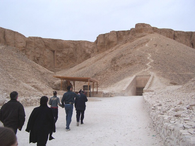 Entre  de la tombe de Mrenptah, valle des Rois.